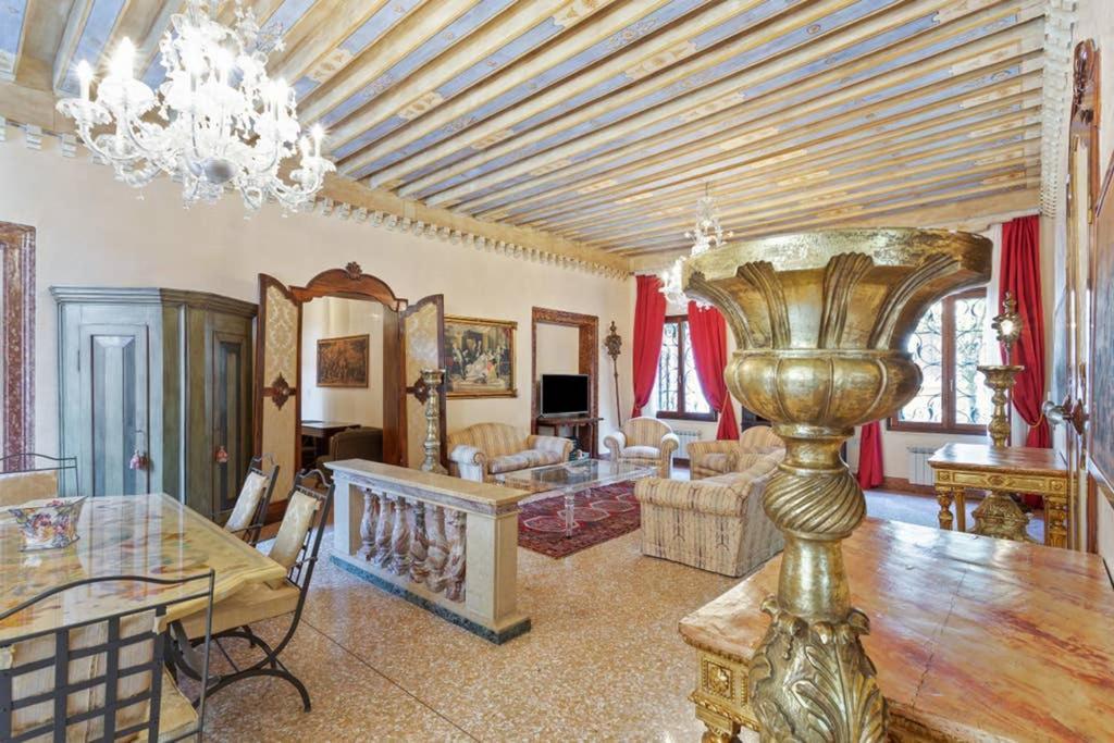 Doge Palace Luxury Apartment - Cannaregio Venecia Exterior foto