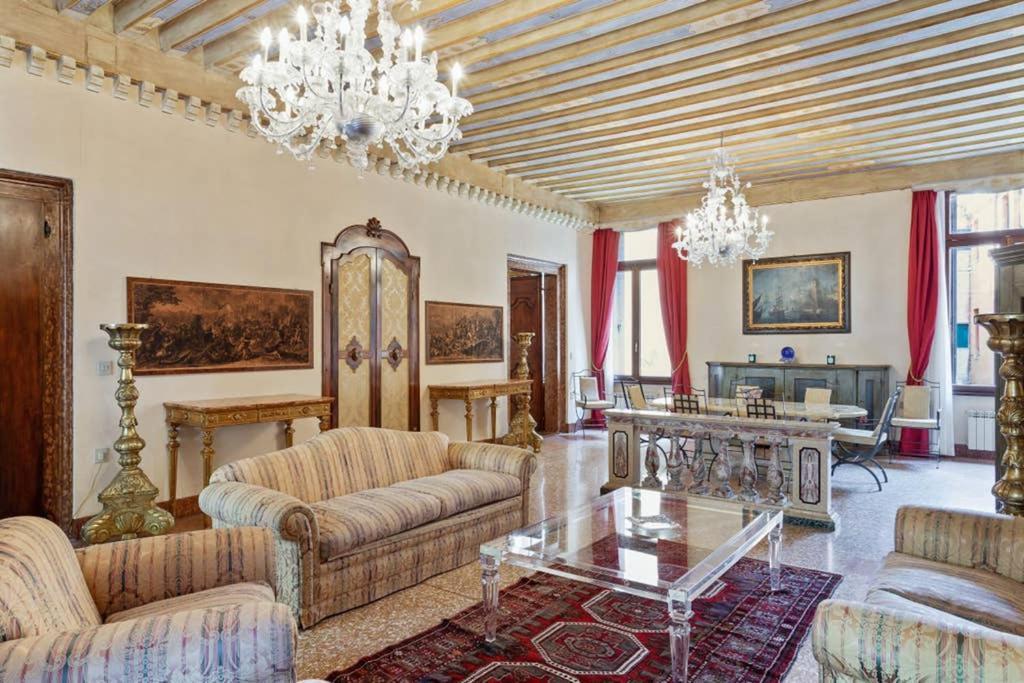 Doge Palace Luxury Apartment - Cannaregio Venecia Exterior foto