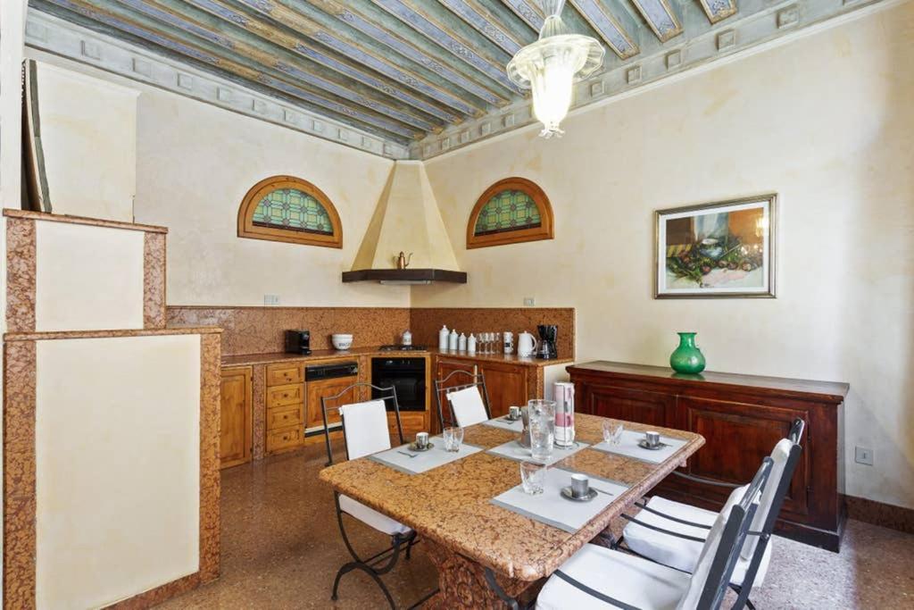Doge Palace Luxury Apartment - Cannaregio Venecia Exterior foto